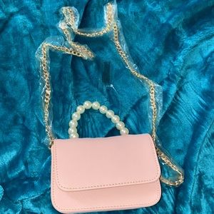 Little pink pearl purse